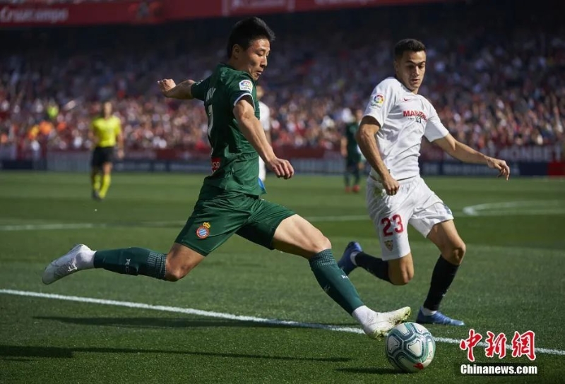 塞维利亚足球俱乐部现任主教练